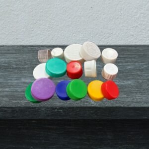triangle tablet container